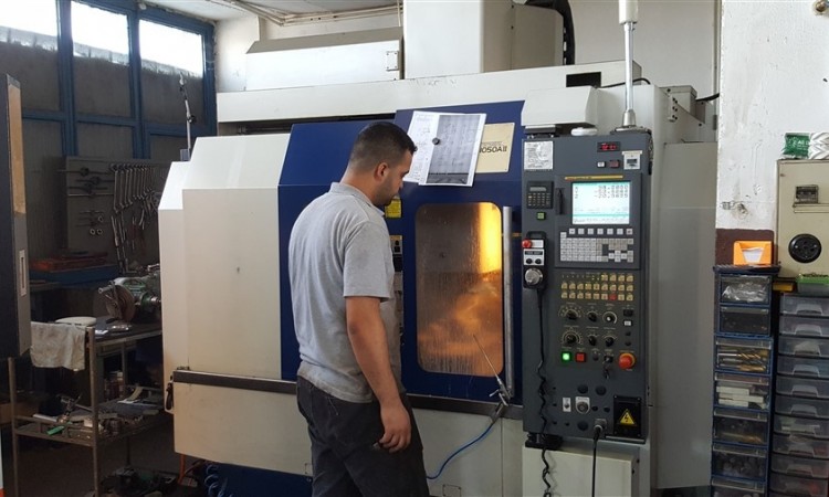 Topper CNC Vertical Machining