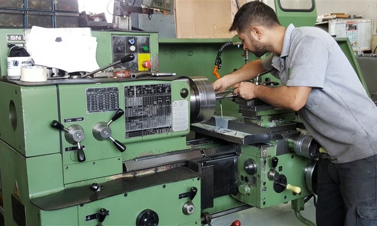 Tos Lathe